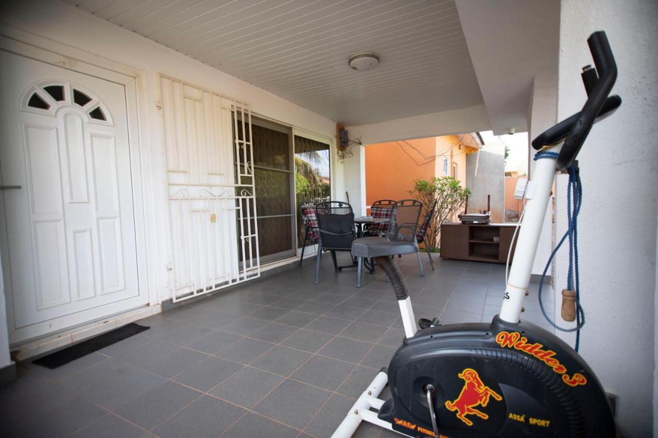 Marysin Guest House Accra Bagian luar foto